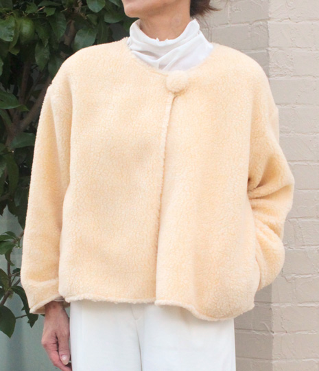 イタリアンボア生地で作る「裏付きボアジャケット」