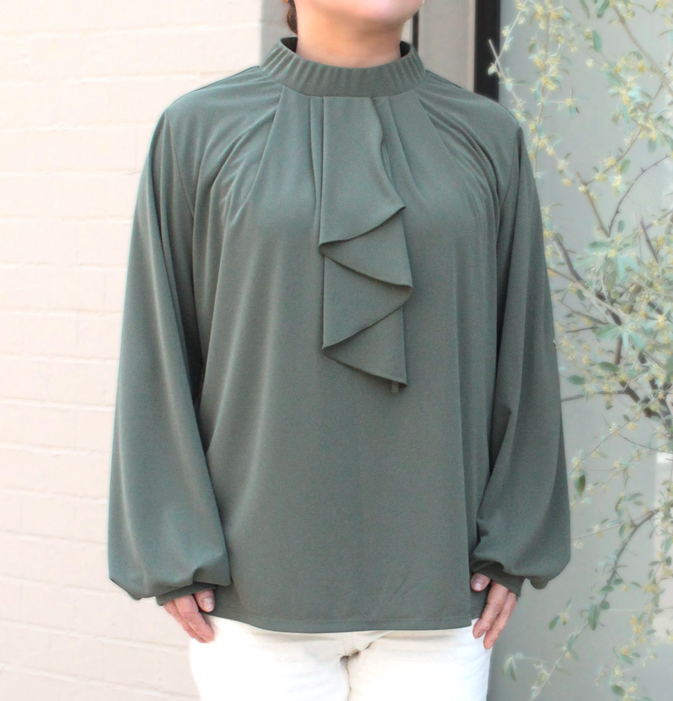 2025年5月のフリーパターン T-688 シャボタイブラウス